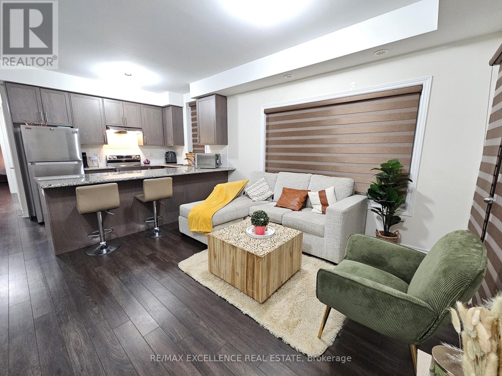 509/53 - 40 Halliford Place, Brampton, Ontario  L6P 4R1 - Photo 1 - W12488786