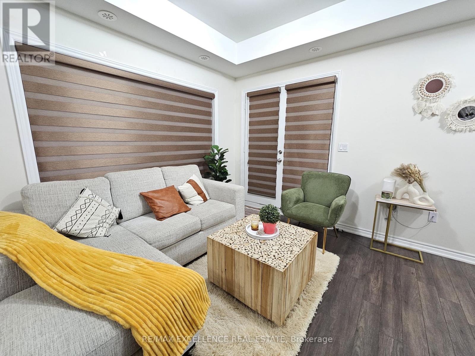 509/53 - 40 Halliford Place, Brampton, Ontario  L6P 4R1 - Photo 2 - W12488786