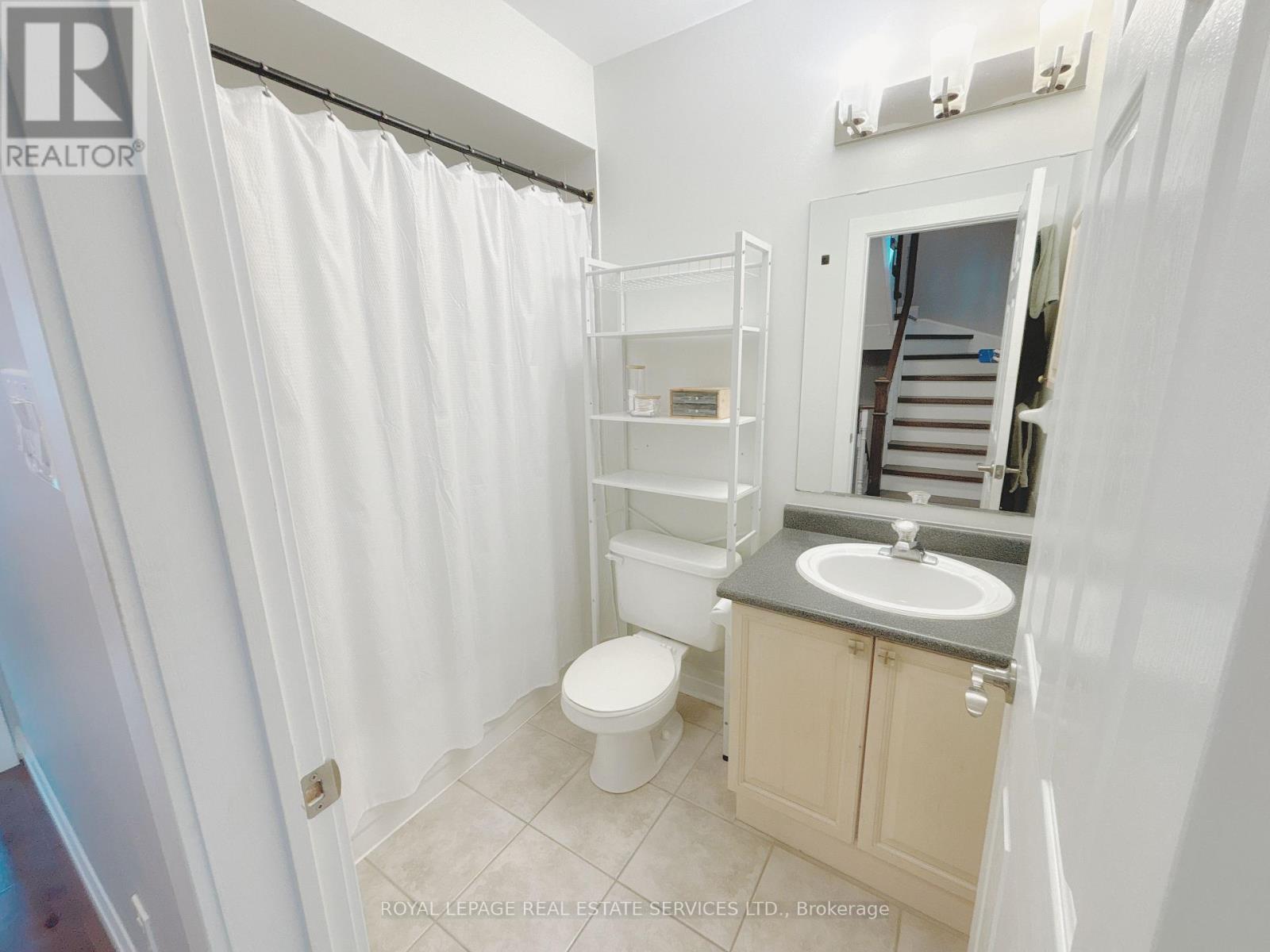 225 Gatwick Drive, Oakville, Ontario  L6H 6T6 - Photo 23 - W12488832