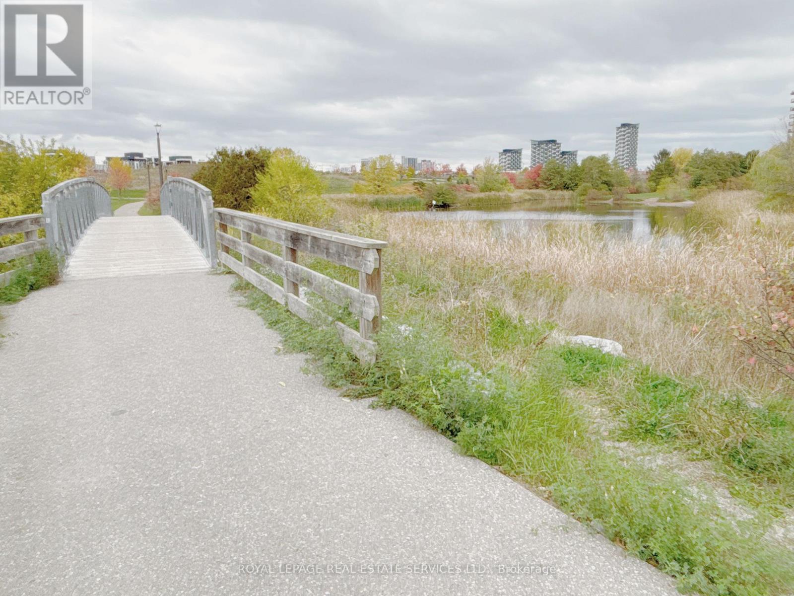 225 Gatwick Drive, Oakville, Ontario  L6H 6T6 - Photo 32 - W12488832