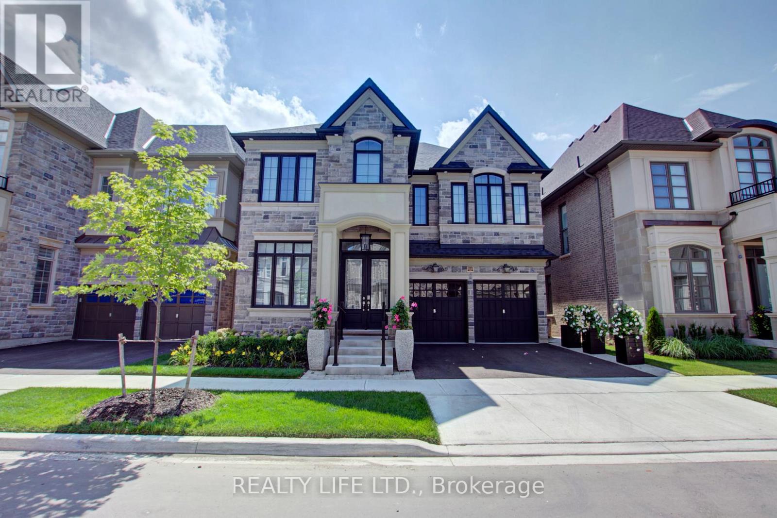 3140 DANIEL WAY, Oakville, Ontario