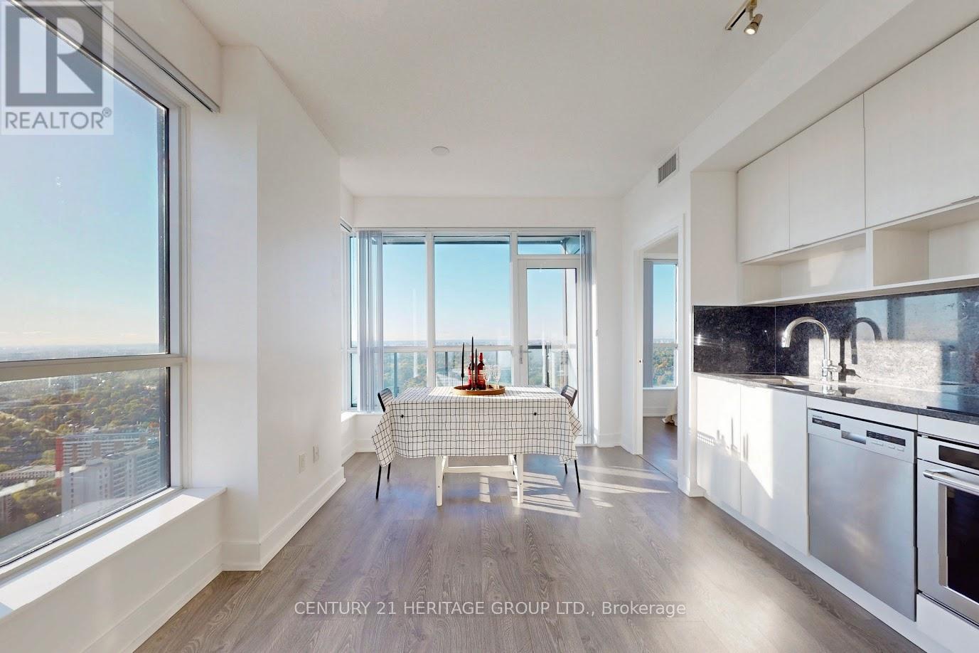 4302 - 7 Mabelle Avenue, Toronto, Ontario  M9A 4X7 - Photo 11 - W12488844