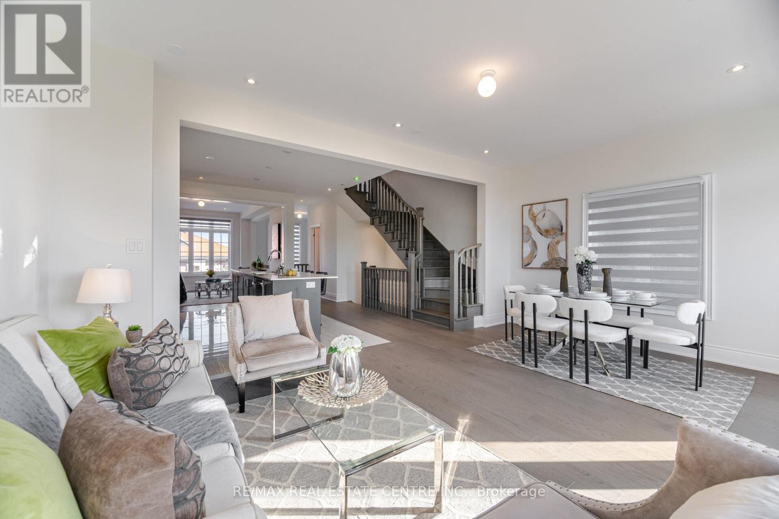 20 Foxsparrow Road, Brampton, Ontario  L6R 4C9 - Photo 27 - W12488850