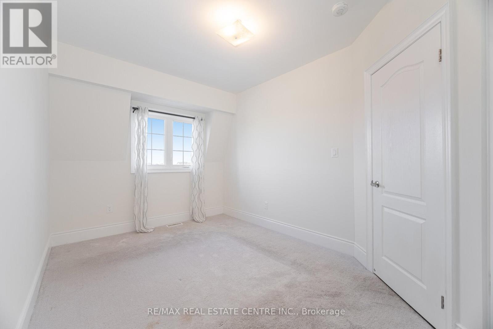 20 Foxsparrow Road, Brampton, Ontario  L6R 4C9 - Photo 42 - W12488850