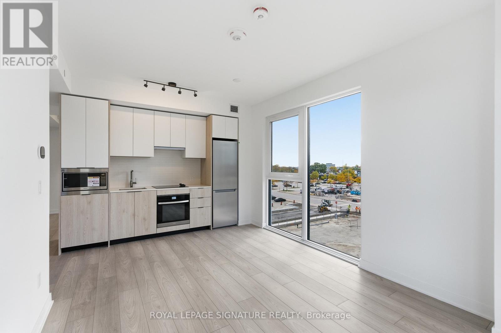 331 - 1007 The Queensway, Toronto, Ontario  M8Z 6C7 - Photo 12 - W12488860