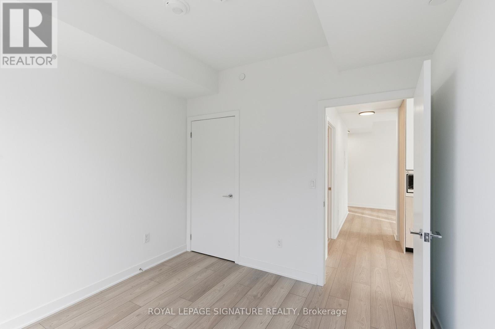 331 - 1007 The Queensway, Toronto, Ontario  M8Z 6C7 - Photo 2 - W12488860