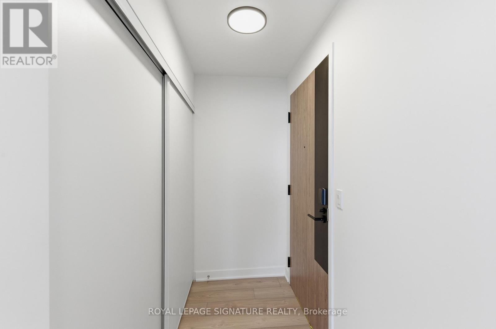 331 - 1007 The Queensway, Toronto, Ontario  M8Z 6C7 - Photo 9 - W12488860