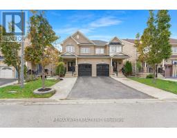 102 EVERINGHAM CIRCLE, Brampton, Ontario