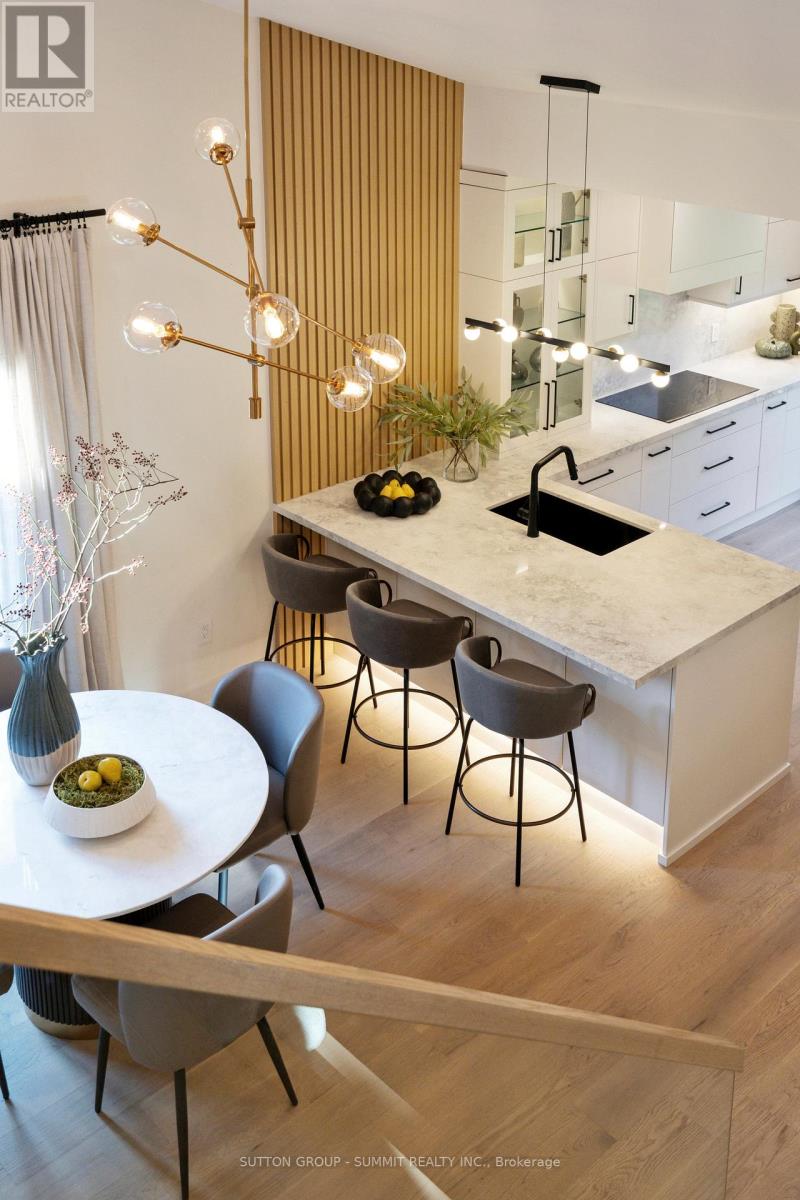 1688 Missenden Crescent, Mississauga, Ontario  L5J 2T4 - Photo 12 - W12488872