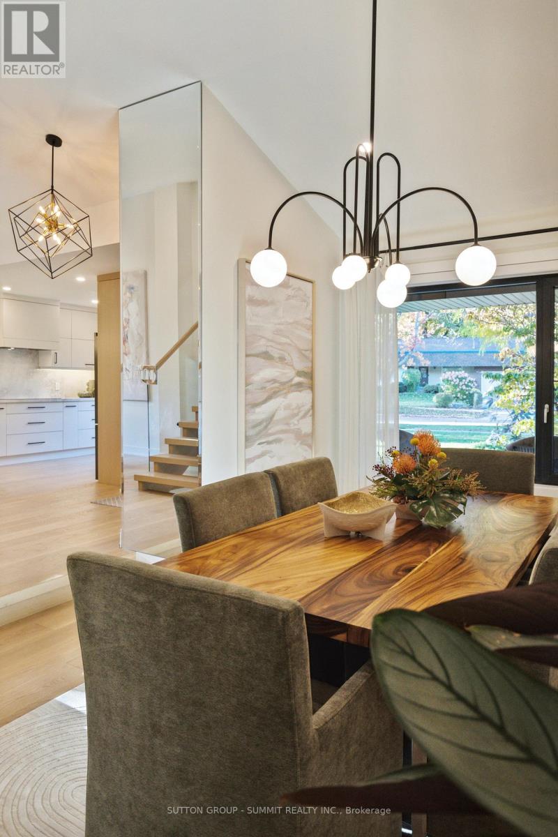 1688 Missenden Crescent, Mississauga, Ontario  L5J 2T4 - Photo 16 - W12488872