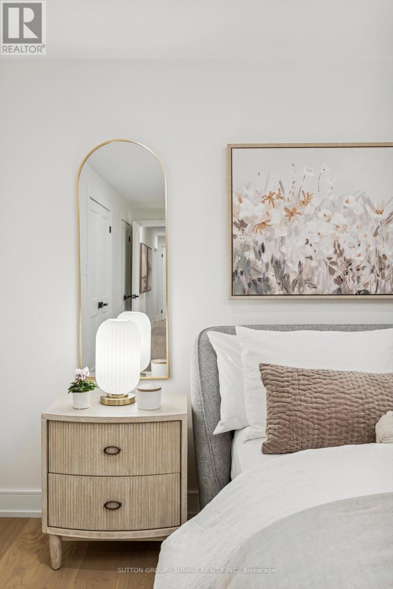 1688 Missenden Crescent, Mississauga, Ontario  L5J 2T4 - Photo 28 - W12488872