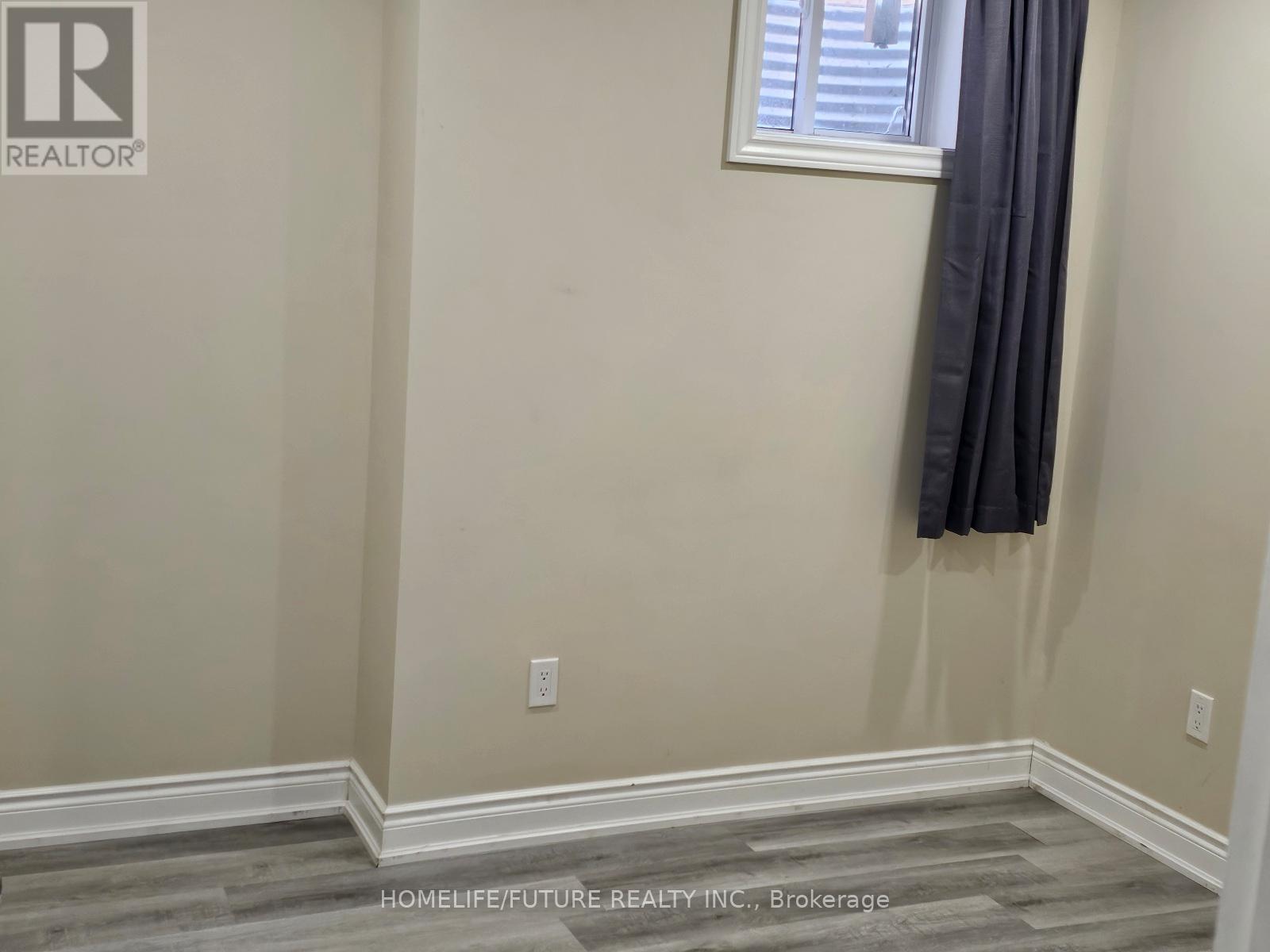 Bsmt - 36 Newhouse Boulevard, Caledon, Ontario  L7C 4A1 - Photo 4 - W12488884