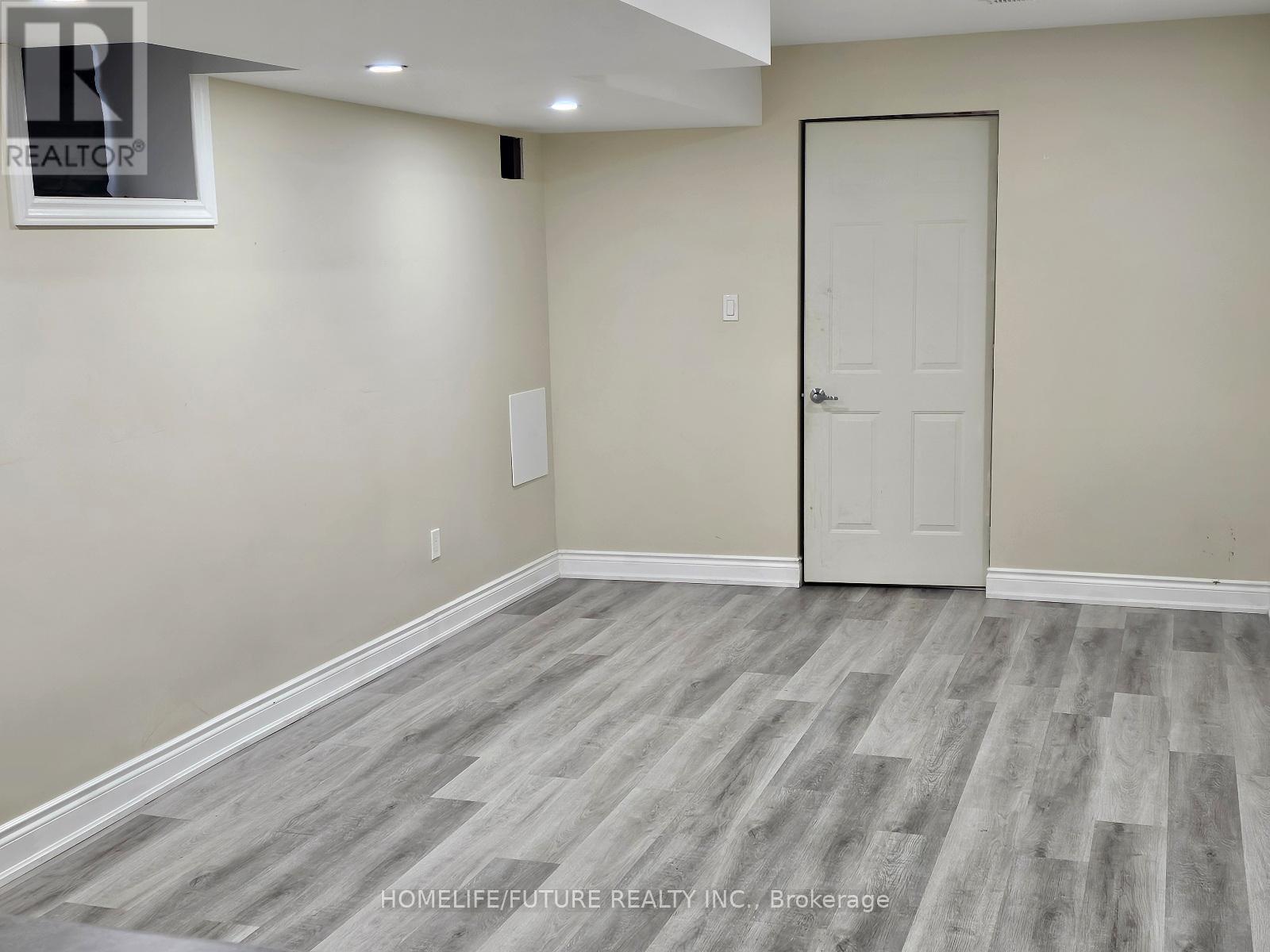 Bsmt - 36 Newhouse Boulevard, Caledon, Ontario  L7C 4A1 - Photo 6 - W12488884