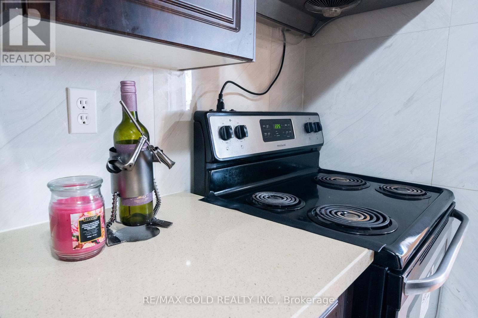 605 - 3555 Derry Road E, Mississauga, Ontario  L4T 1B2 - Photo 34 - W12488886