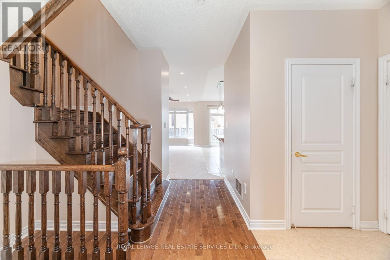 5499 Fudge Terrace, Mississauga, Ontario  L5M 0M9 - Photo 18 - W12488910