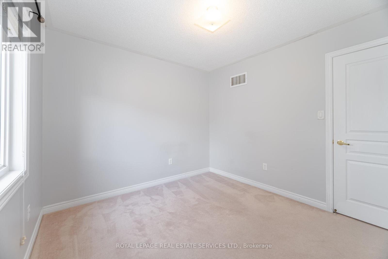 5499 Fudge Terrace, Mississauga, Ontario  L5M 0M9 - Photo 27 - W12488910