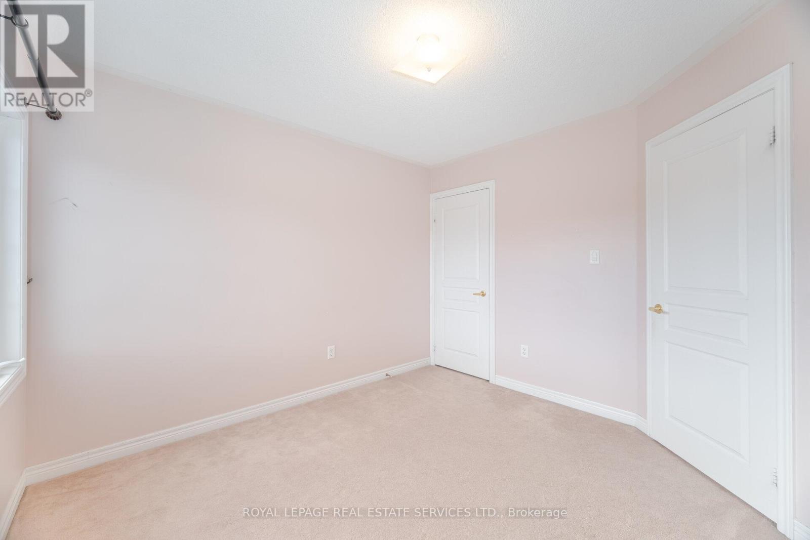 5499 Fudge Terrace, Mississauga, Ontario  L5M 0M9 - Photo 31 - W12488910