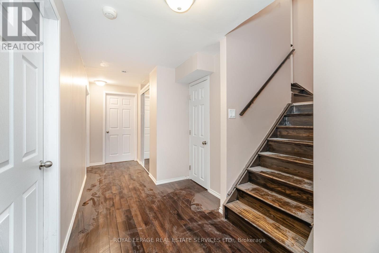 5499 Fudge Terrace, Mississauga, Ontario  L5M 0M9 - Photo 35 - W12488910