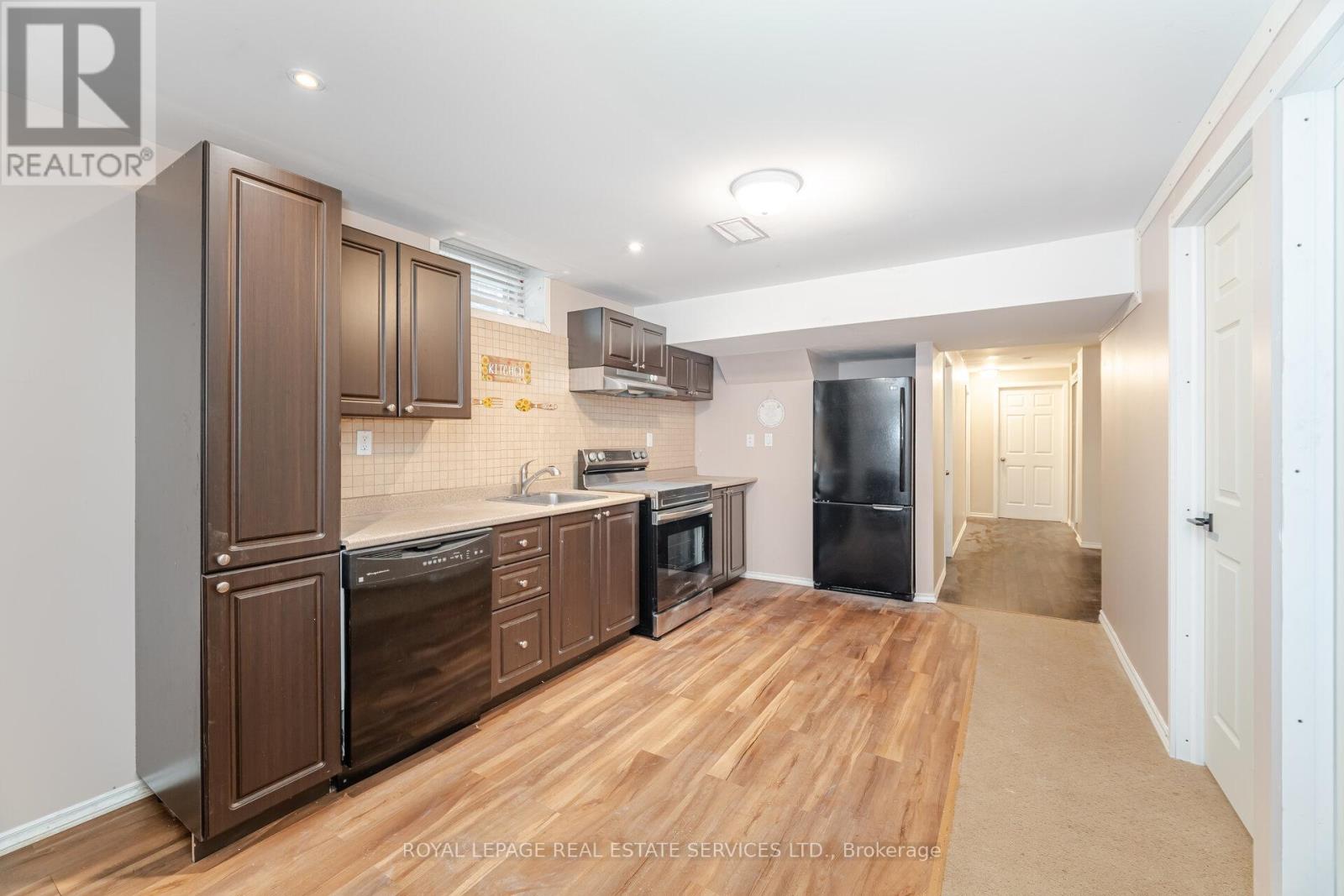 5499 Fudge Terrace, Mississauga, Ontario  L5M 0M9 - Photo 37 - W12488910