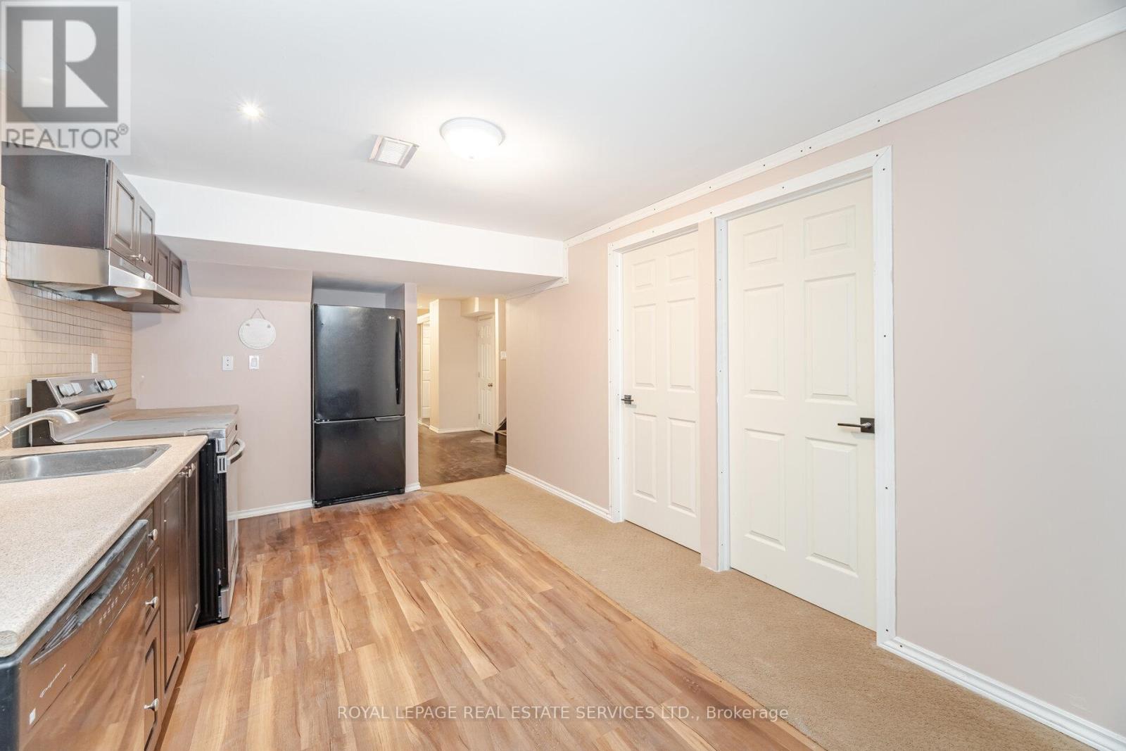 5499 Fudge Terrace, Mississauga, Ontario  L5M 0M9 - Photo 38 - W12488910