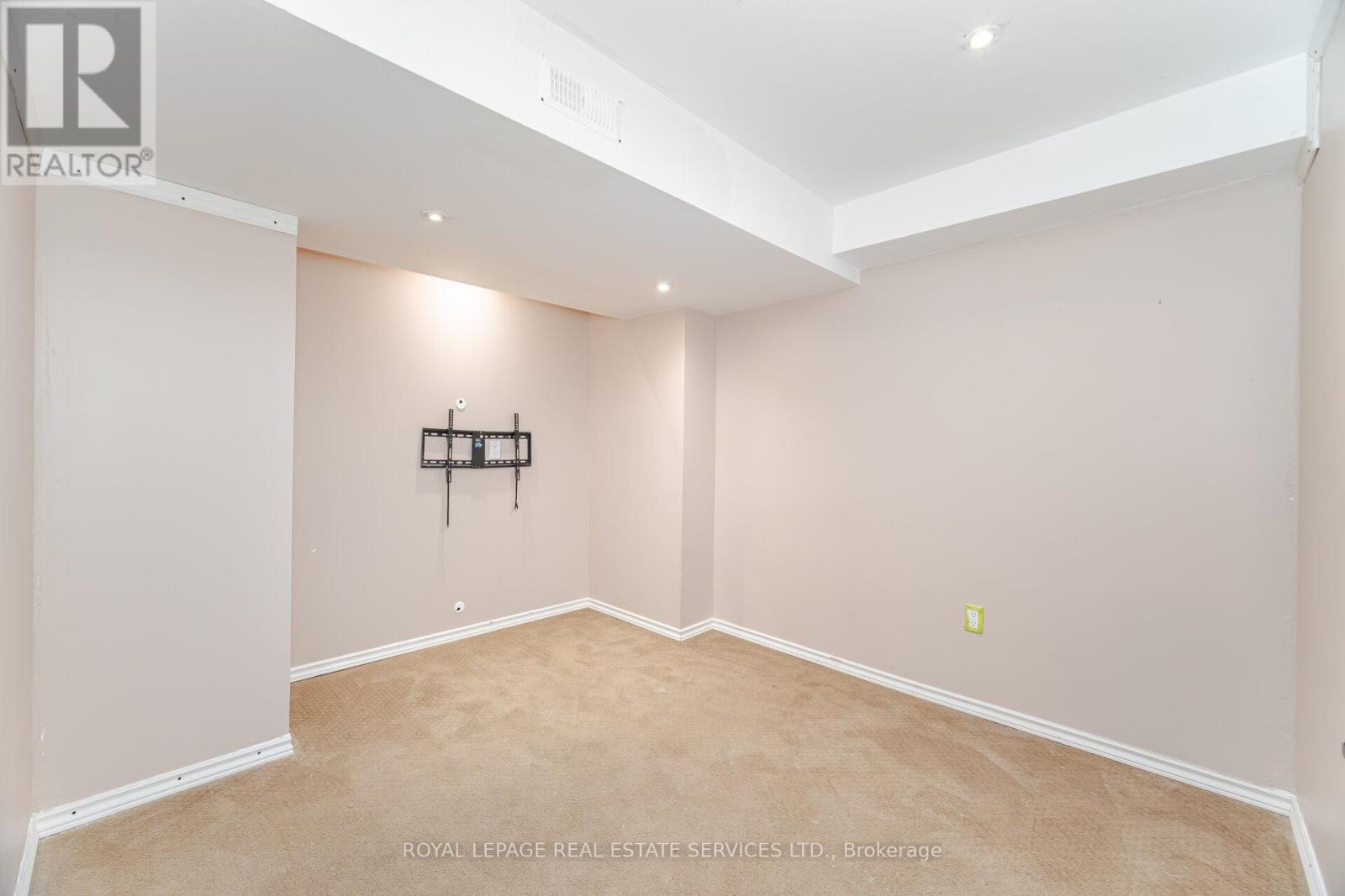 5499 Fudge Terrace, Mississauga, Ontario  L5M 0M9 - Photo 43 - W12488910