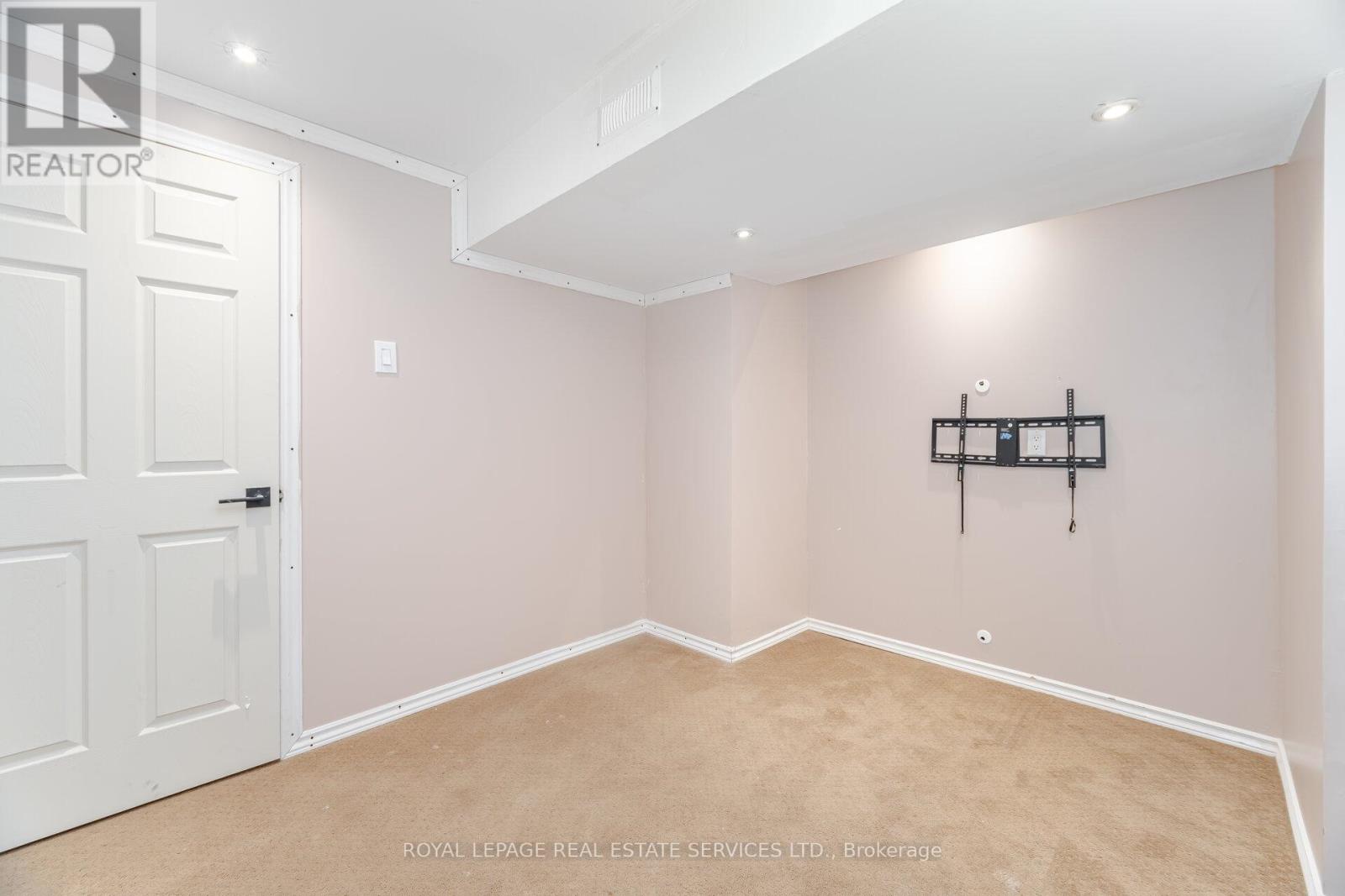 5499 Fudge Terrace, Mississauga, Ontario  L5M 0M9 - Photo 44 - W12488910