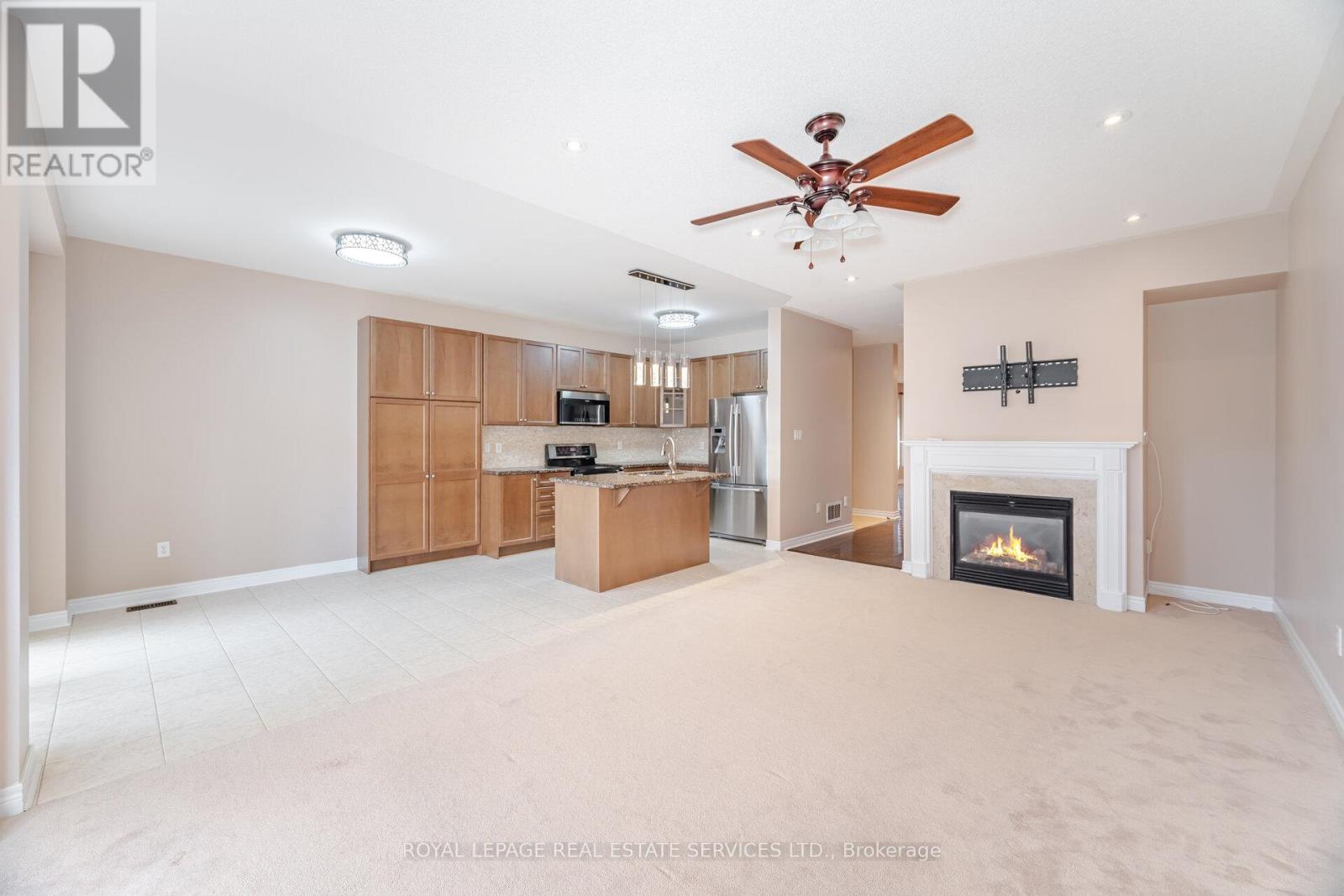 5499 Fudge Terrace, Mississauga, Ontario  L5M 0M9 - Photo 9 - W12488910