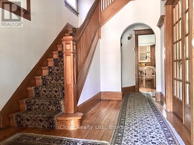 74* Glendale* Avenue, Toronto, Ontario  M6R 2T1 - Photo 4 - W12488914