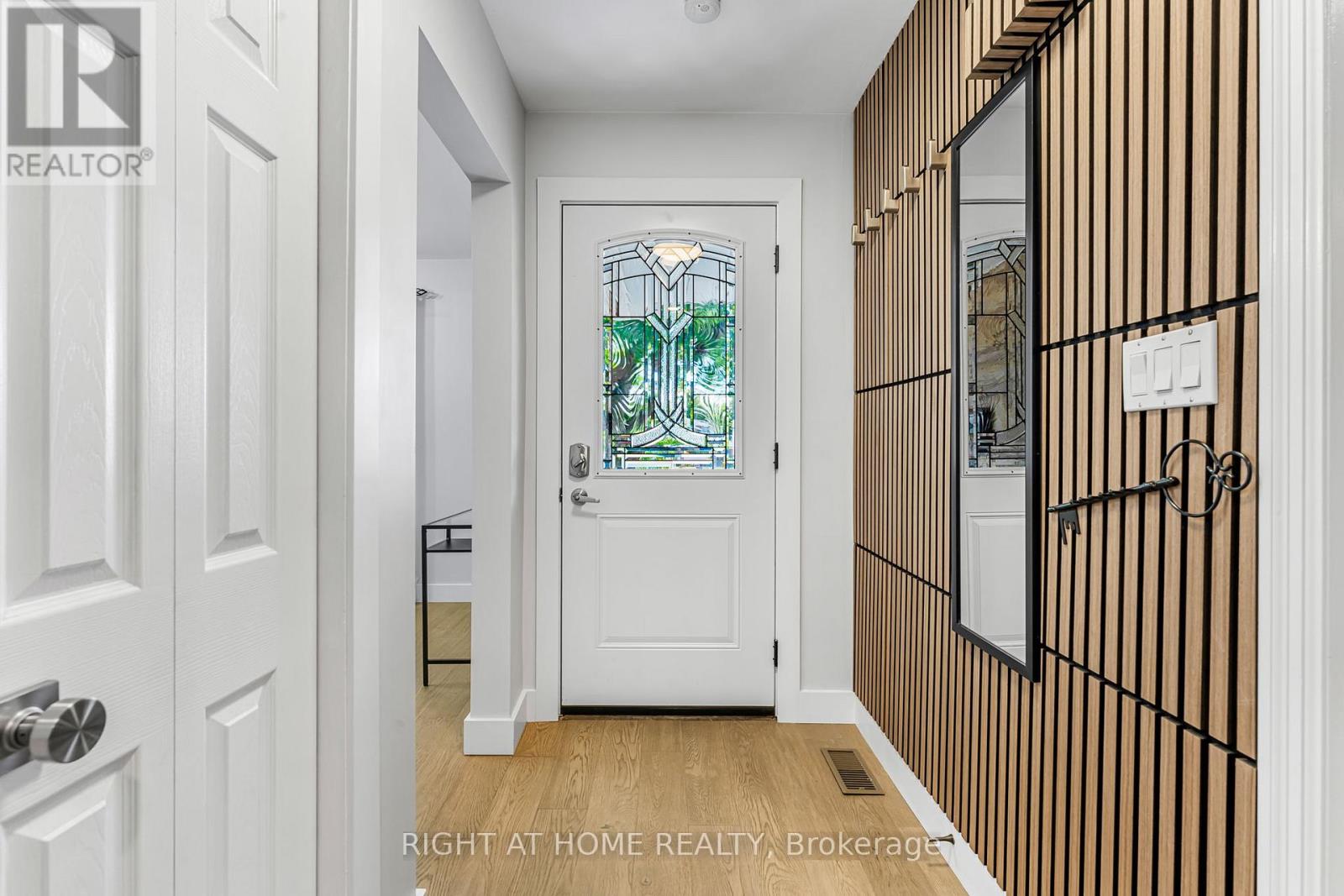 3 Baraniuk Street, St. Catharines, Ontario  L2N 1N4 - Photo 3 - X12459564