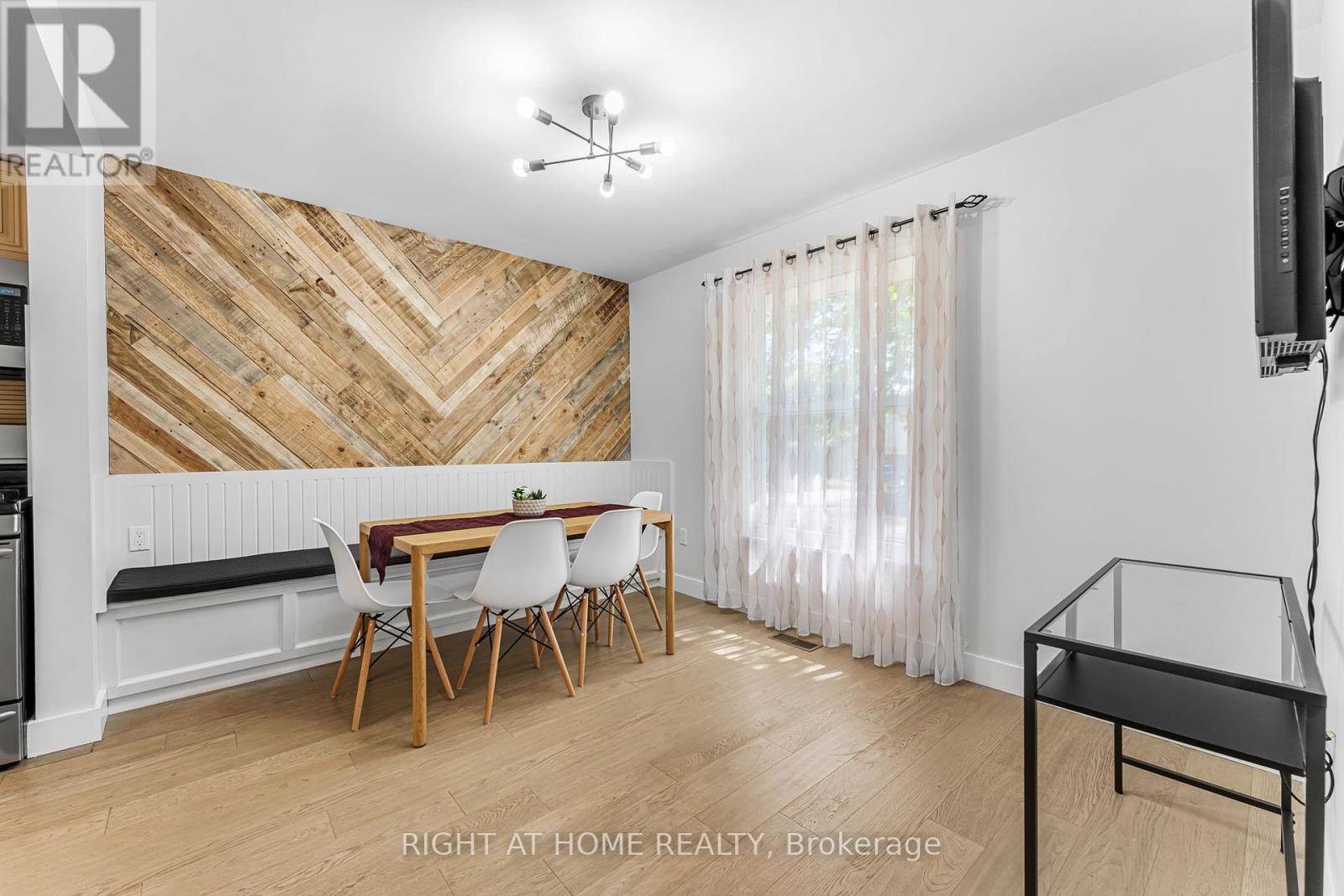 3 Baraniuk Street, St. Catharines, Ontario  L2N 1N4 - Photo 5 - X12459564