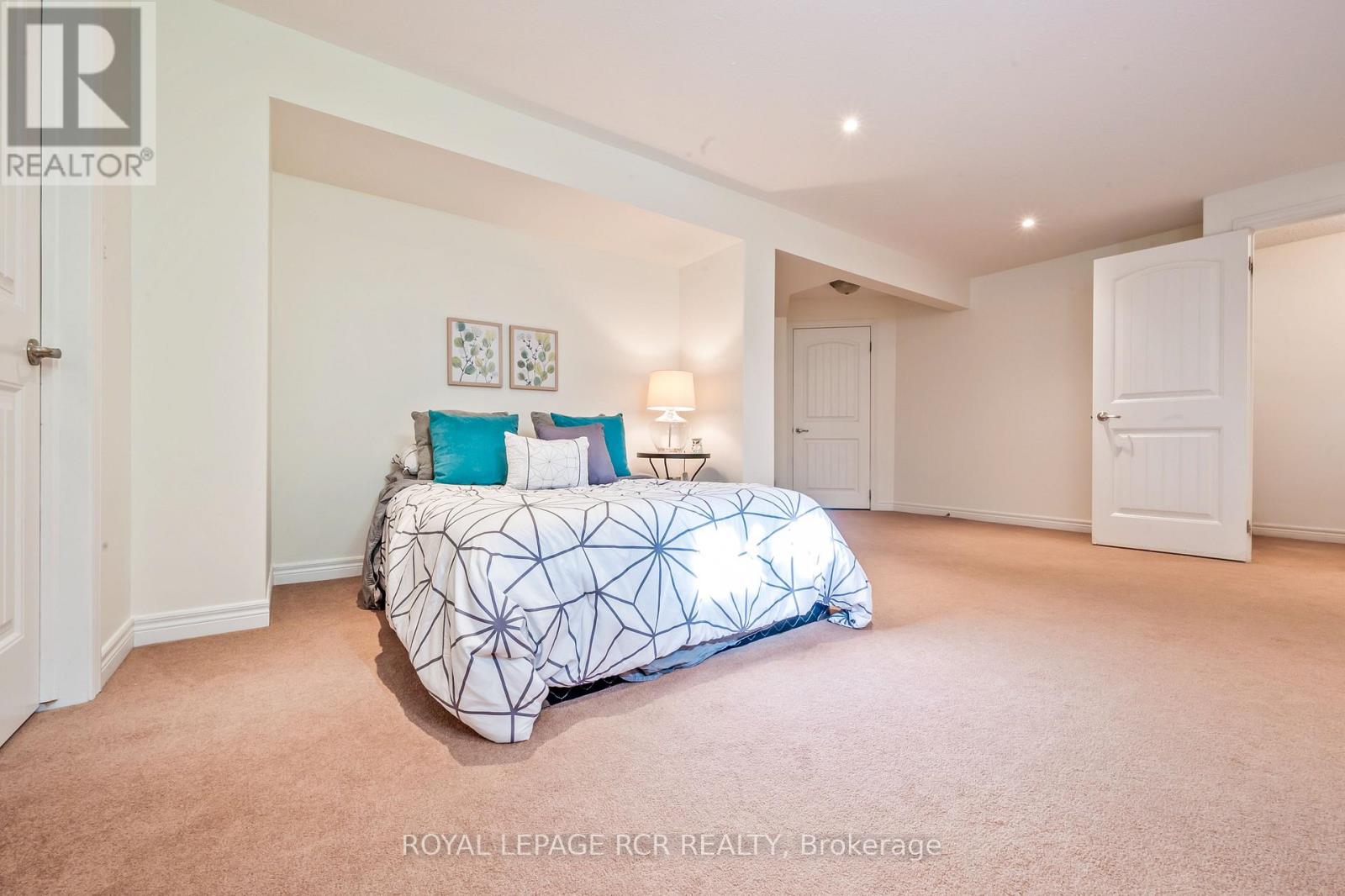 121 Fleming Way, Shelburne, Ontario  L9V 3E3 - Photo 22 - X12487765