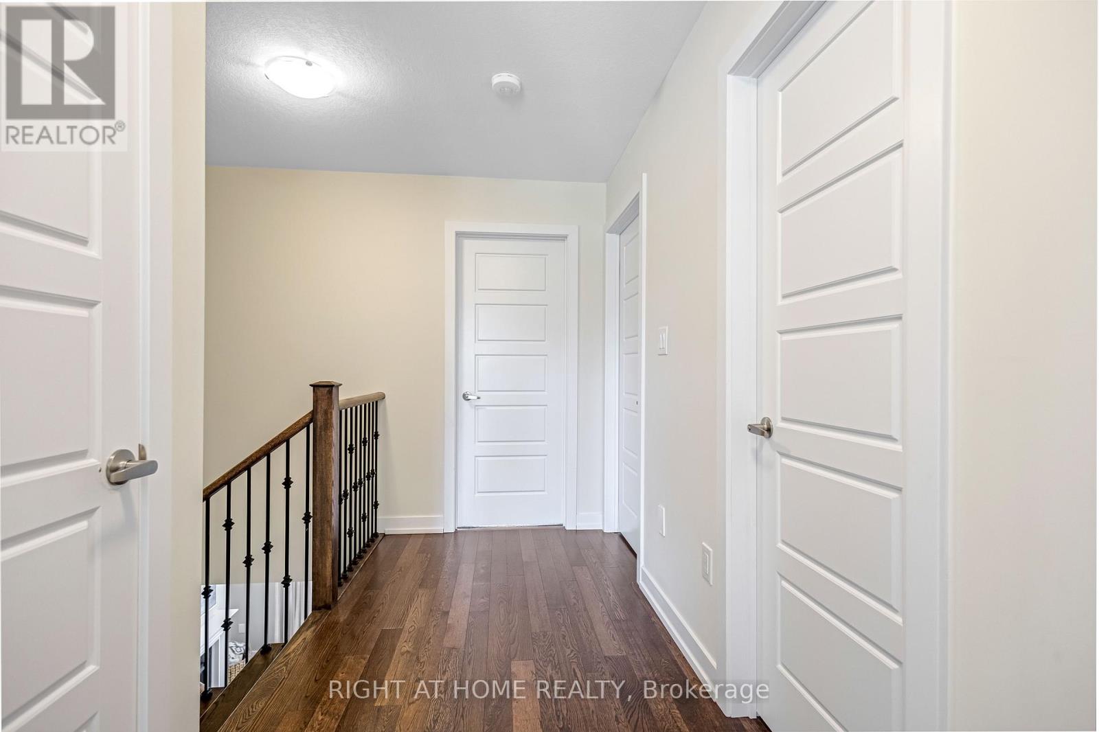 44 Santos Drive, Haldimand, Ontario  N3W 0H1 - Photo 16 - X12487784