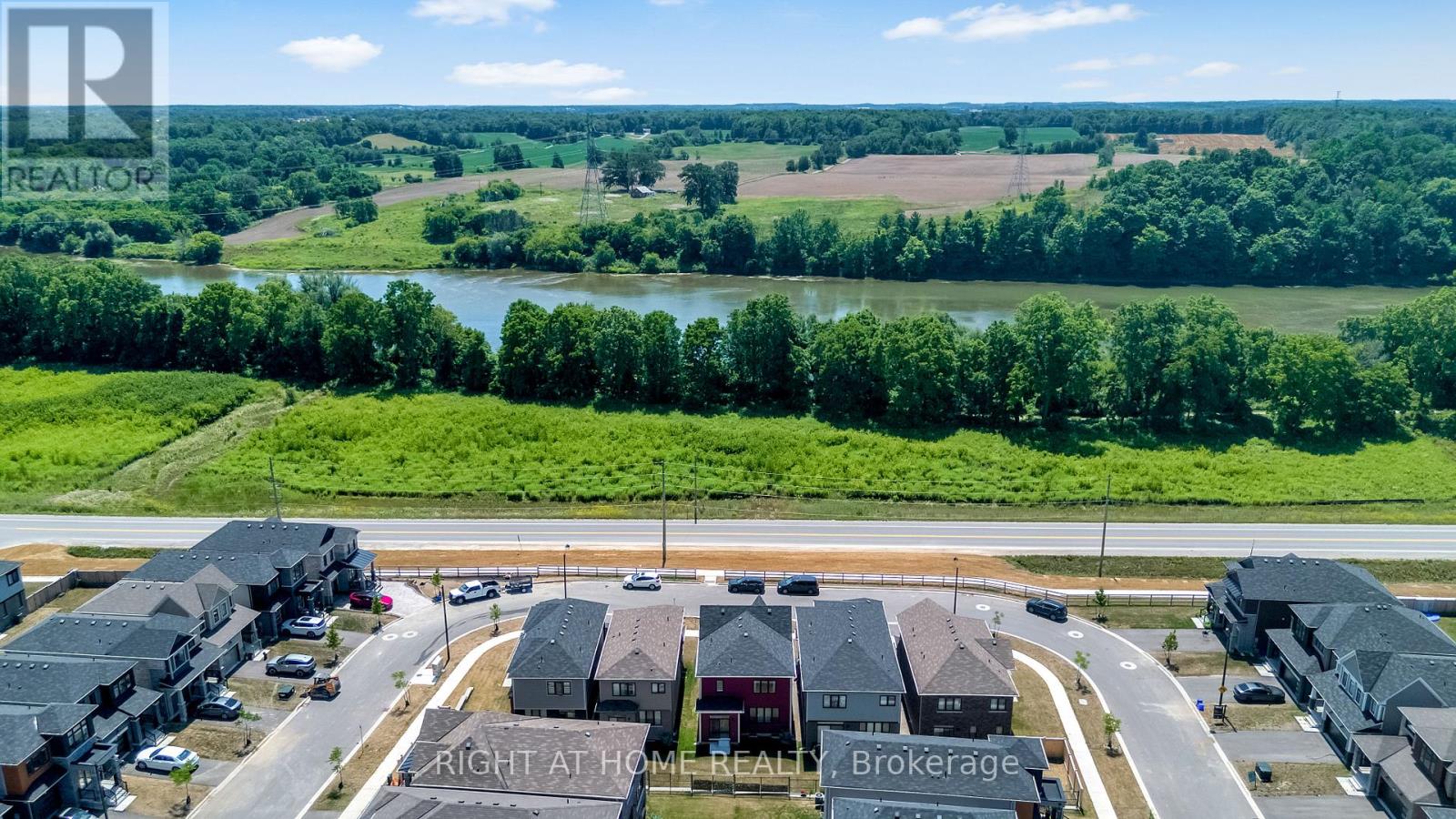 44 Santos Drive, Haldimand, Ontario  N3W 0H1 - Photo 46 - X12487784