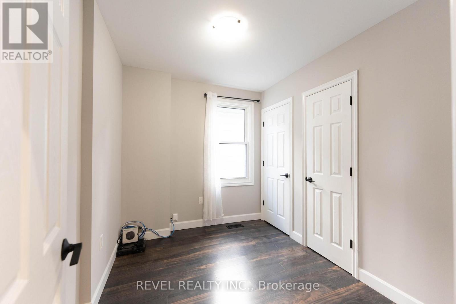 222 Kensington Avenue N, Hamilton, Ontario  L8L 7N7 - Photo 15 - X12487822