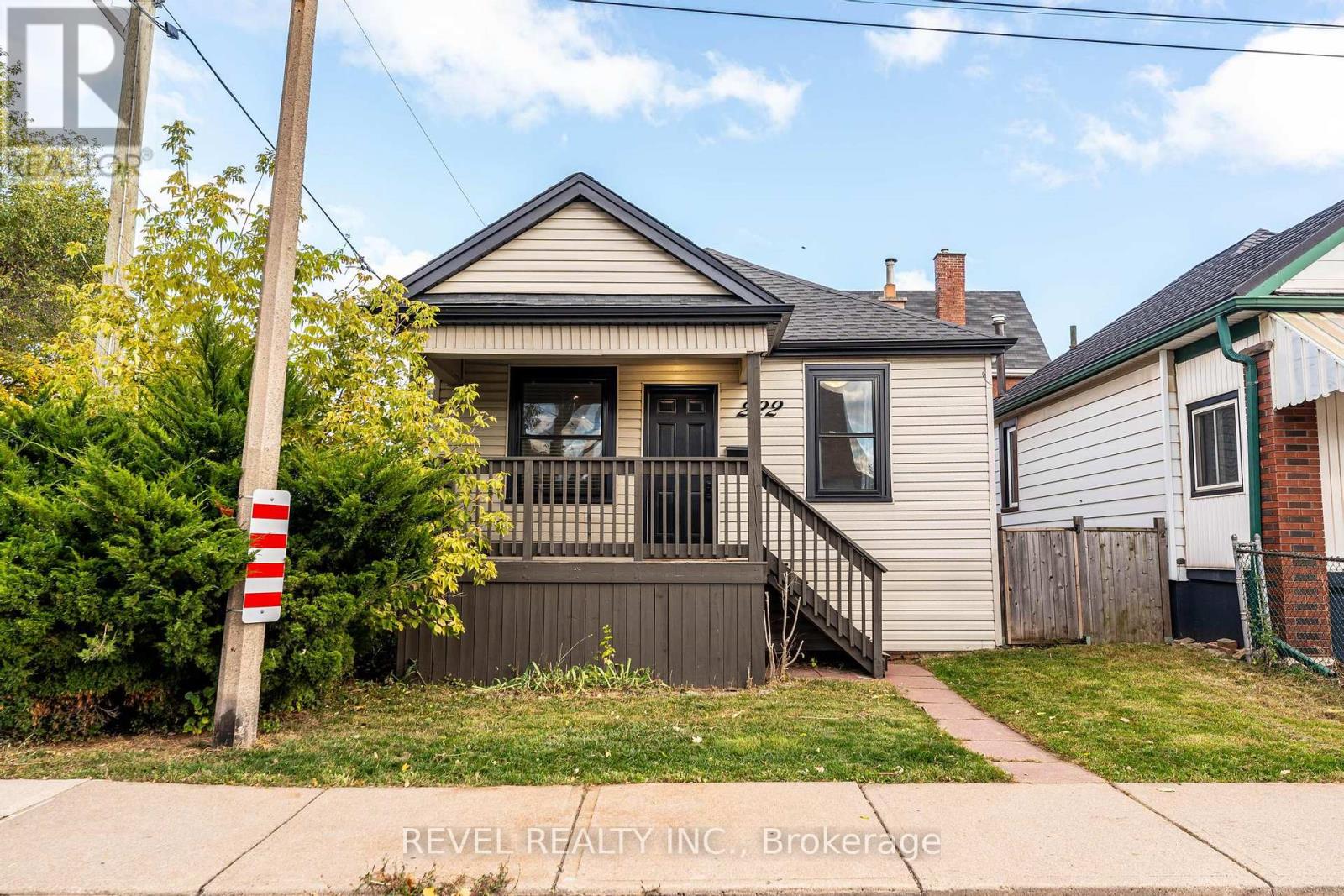 222 Kensington Avenue N, Hamilton, Ontario  L8L 7N7 - Photo 39 - X12487822