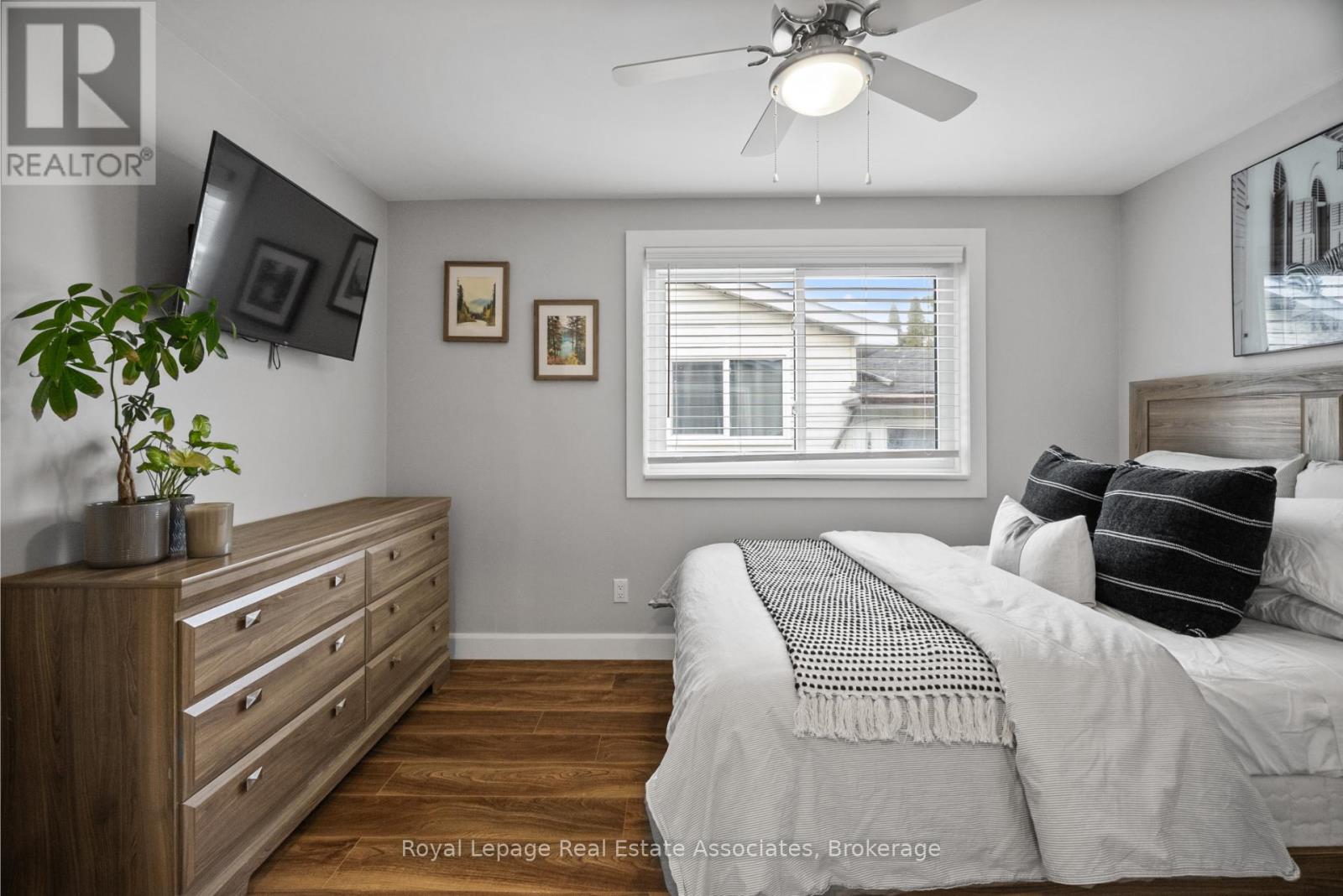 86 Queensdale Crescent, Guelph, Ontario  N1H 6W3 - Photo 19 - X12487892