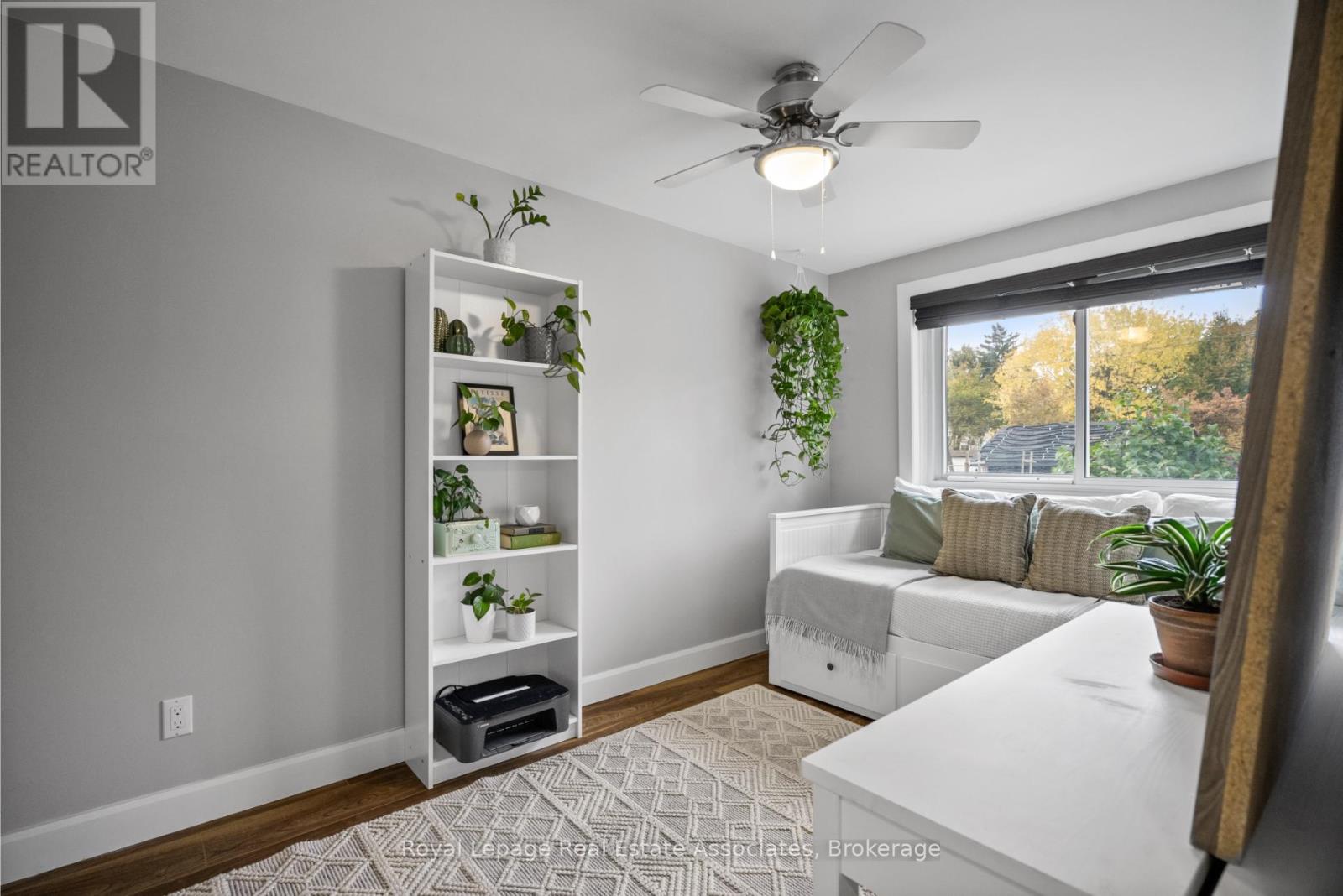 86 Queensdale Crescent, Guelph, Ontario  N1H 6W3 - Photo 21 - X12487892