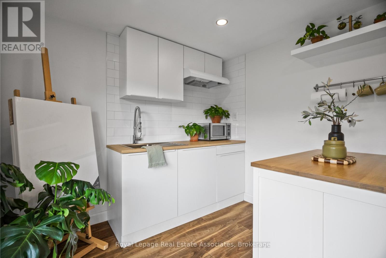 86 Queensdale Crescent, Guelph, Ontario  N1H 6W3 - Photo 25 - X12487892