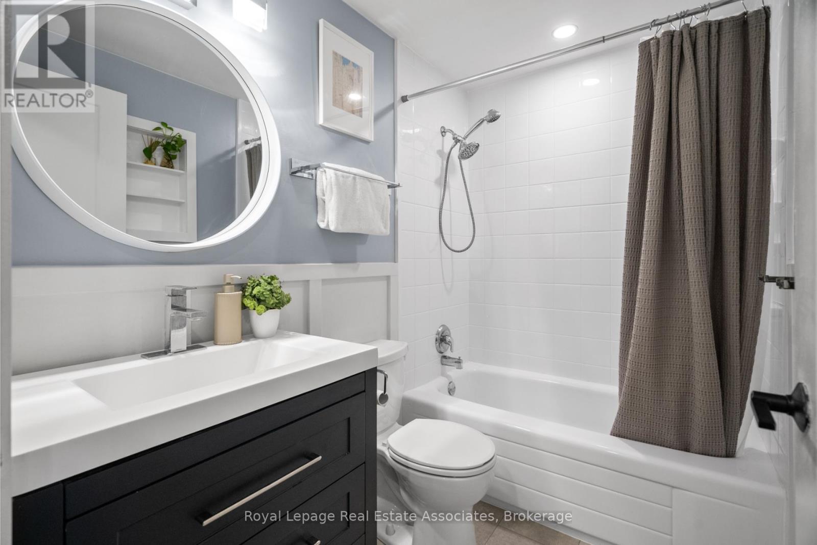 86 Queensdale Crescent, Guelph, Ontario  N1H 6W3 - Photo 28 - X12487892