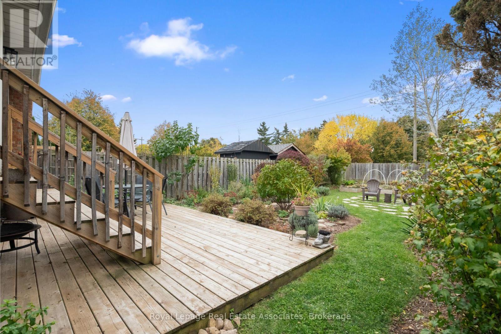 86 Queensdale Crescent, Guelph, Ontario  N1H 6W3 - Photo 44 - X12487892