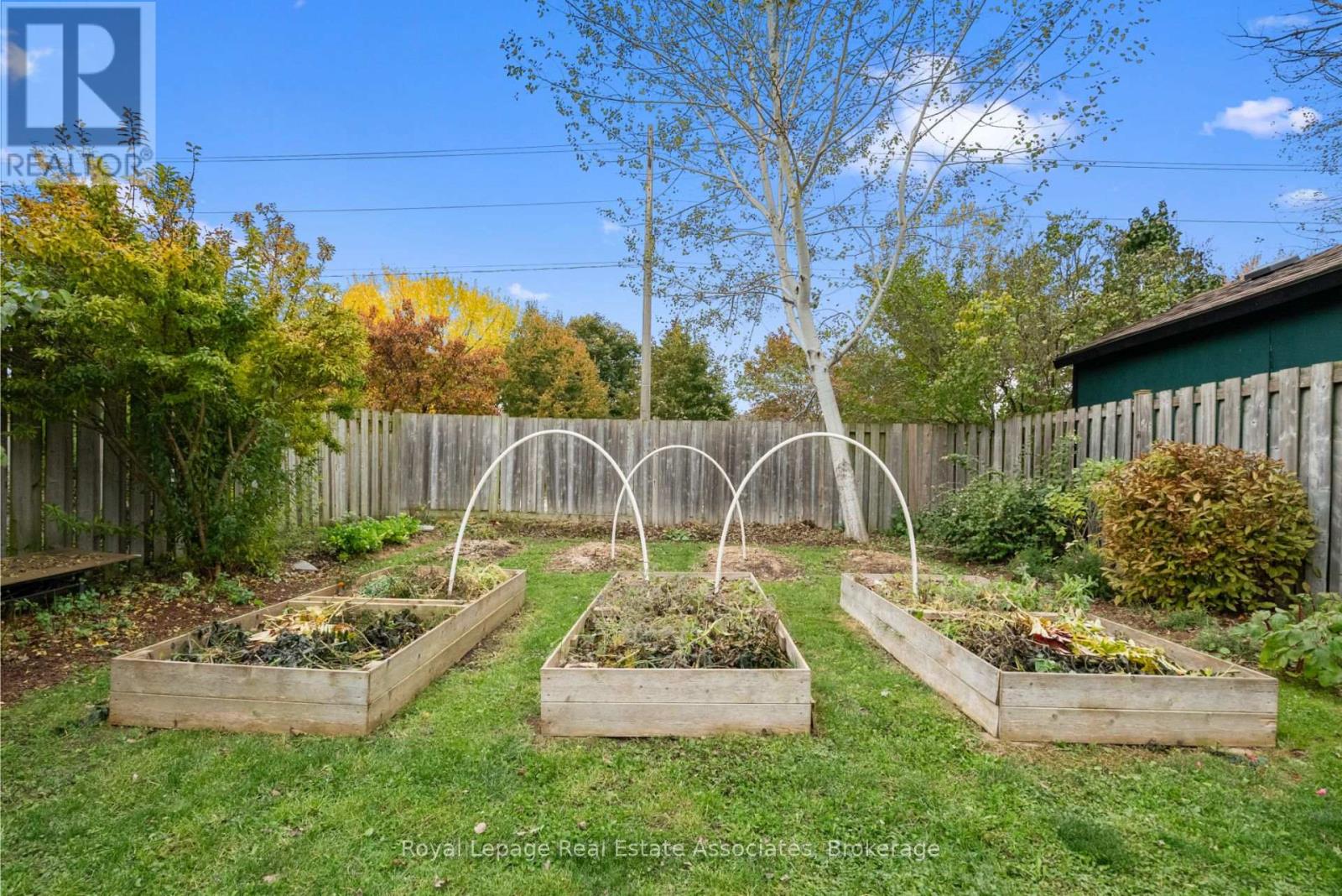 86 Queensdale Crescent, Guelph, Ontario  N1H 6W3 - Photo 45 - X12487892