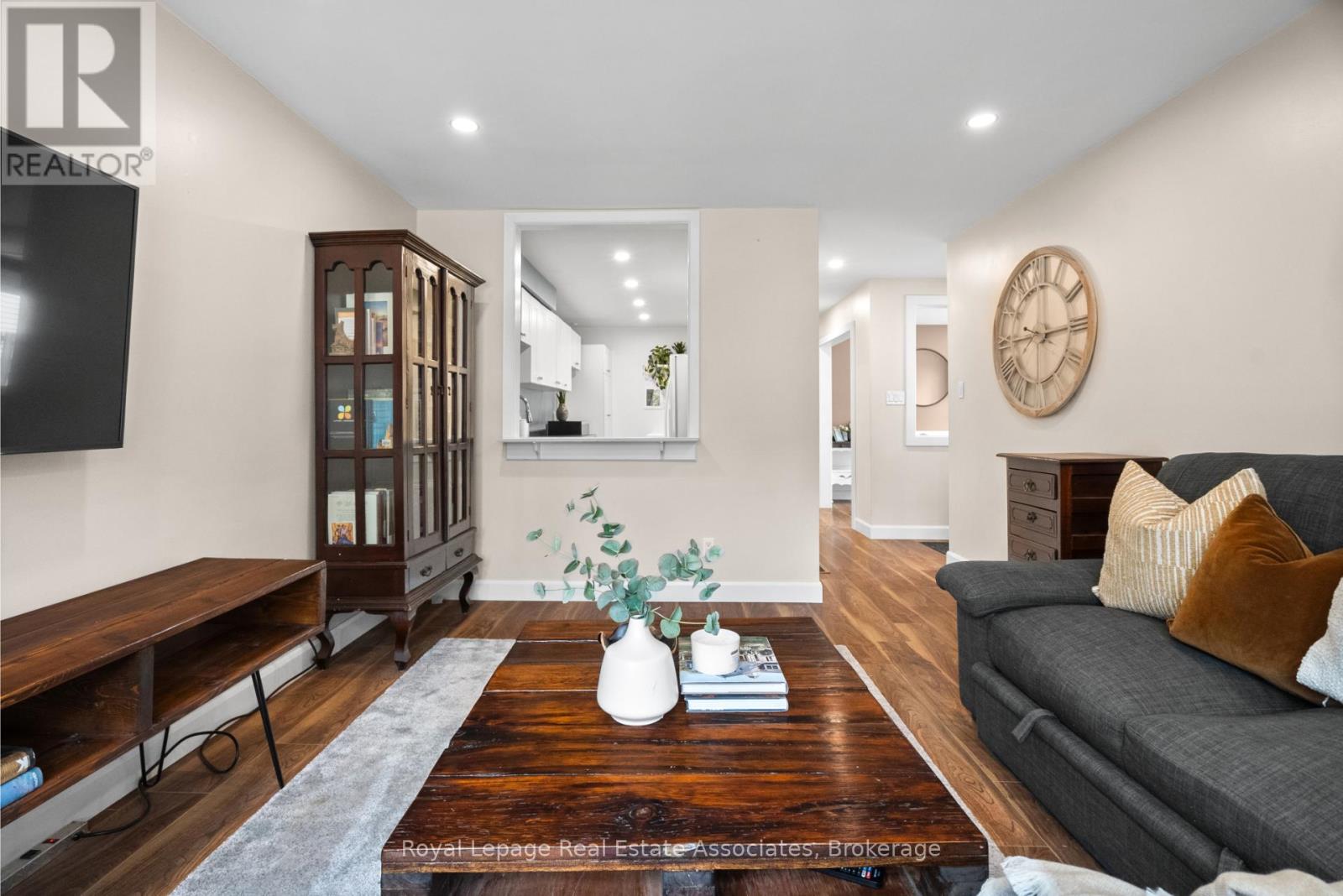 86 Queensdale Crescent, Guelph, Ontario  N1H 6W3 - Photo 8 - X12487892