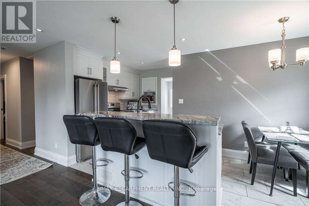 14 Milton Road, St. Catharines, Ontario  L2P 3E8 - Photo 11 - X12487934