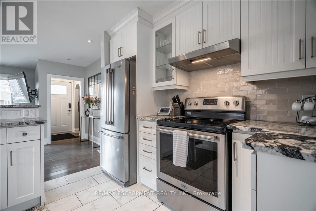 14 Milton Road, St. Catharines, Ontario  L2P 3E8 - Photo 17 - X12487934