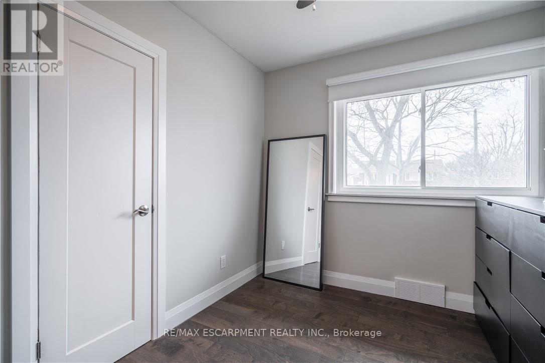 14 Milton Road, St. Catharines, Ontario  L2P 3E8 - Photo 20 - X12487934