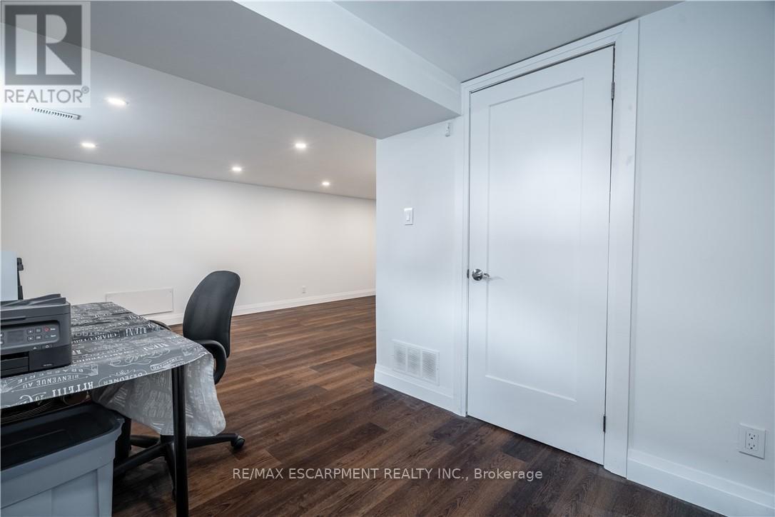 14 Milton Road, St. Catharines, Ontario  L2P 3E8 - Photo 31 - X12487934