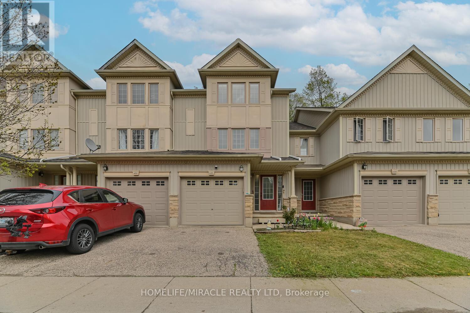 E-31 - 110 ACTIVA AVENUE, Kitchener, Ontario