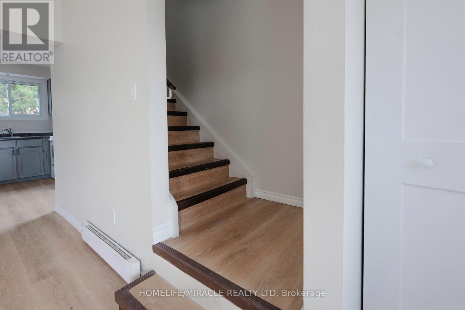 1728 Mckeown Avenue, North Bay, Ontario  P1B 7N3 - Photo 16 - X12487986