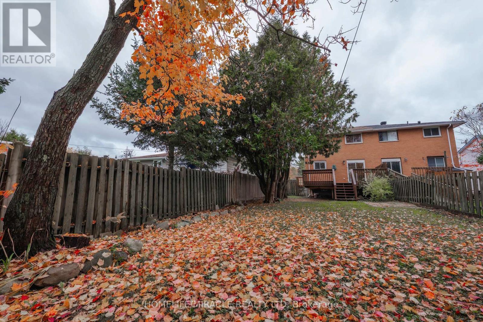 1728 Mckeown Avenue, North Bay, Ontario  P1B 7N3 - Photo 34 - X12487986