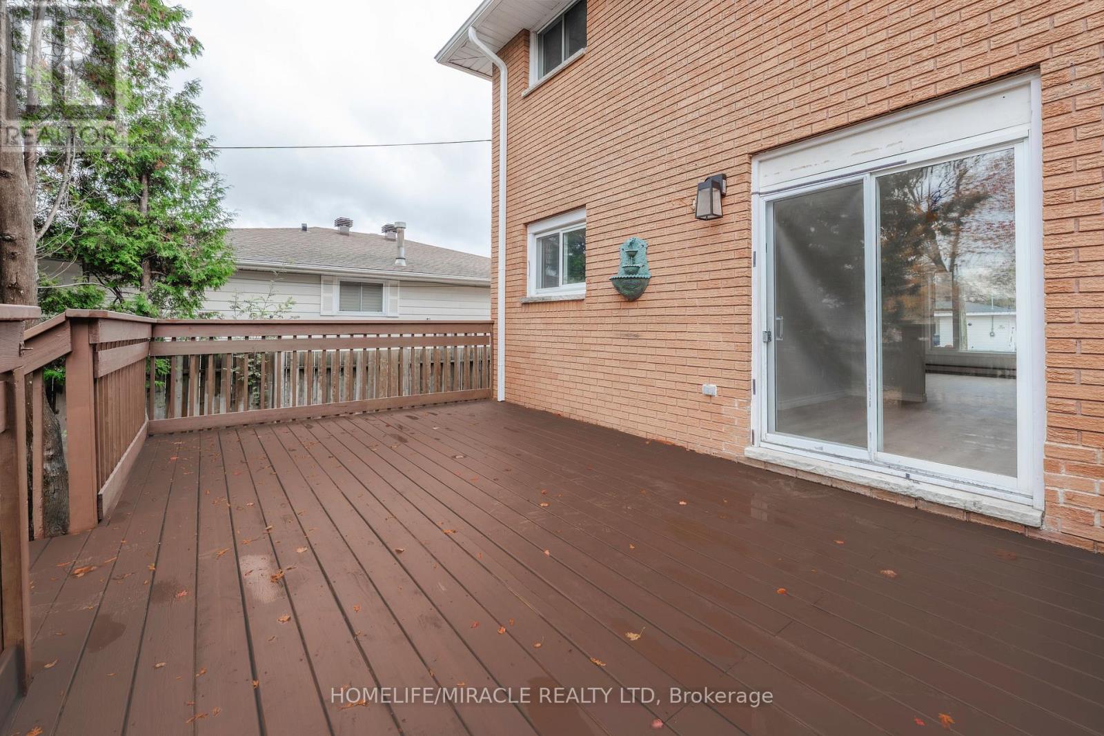 1728 Mckeown Avenue, North Bay, Ontario  P1B 7N3 - Photo 35 - X12487986